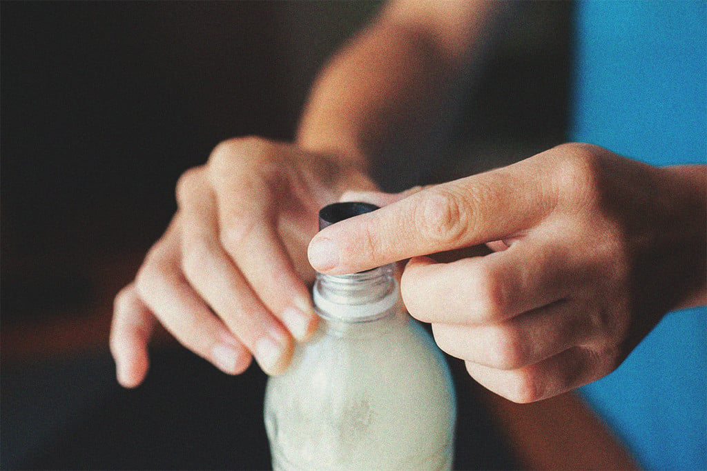 How To Make Homemade Bongs - DopeBoo