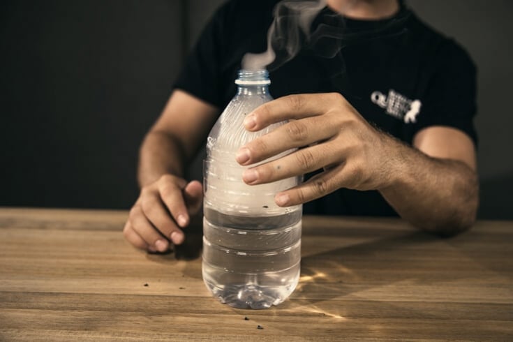 how to make a homemade pipe with a water bottle
